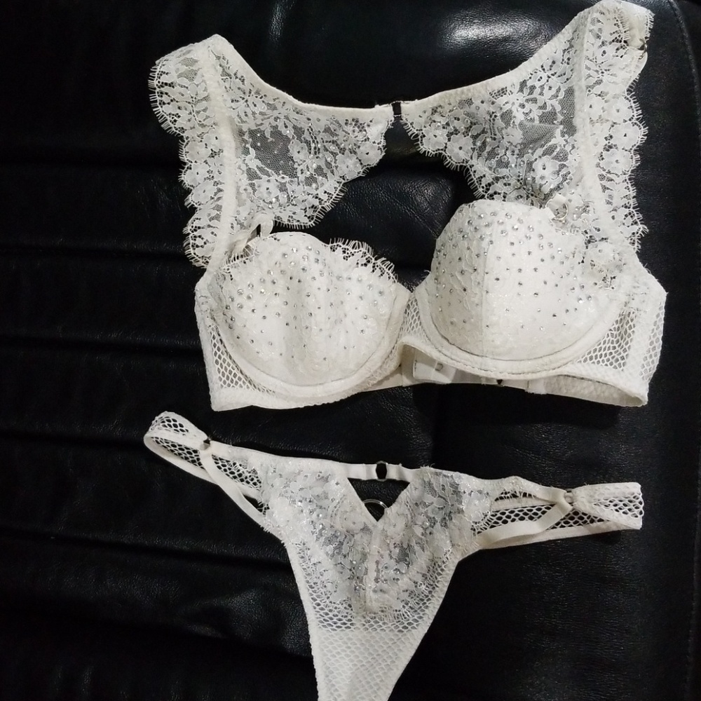 Zet only  use bra 3 time thong  never use - Picture 3 of 4